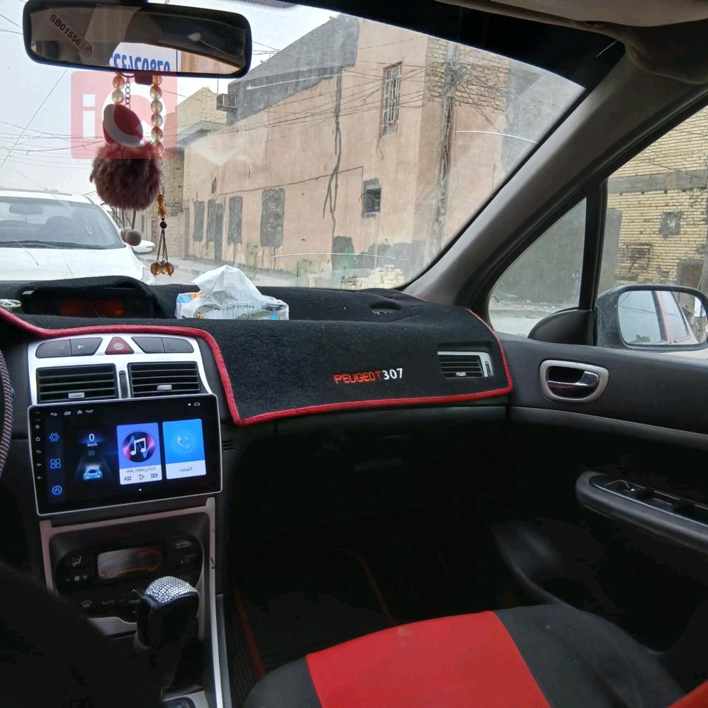 بیجۆ 307